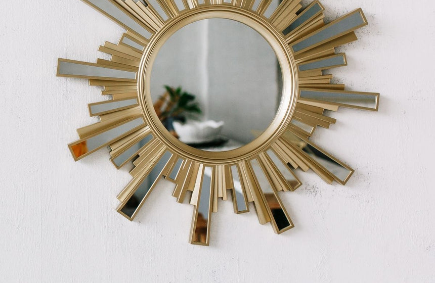 How To Choose and Hang a Wall Mirror