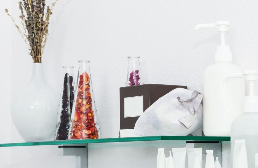 The Benefits of Glass Shelves in Your Bathroom